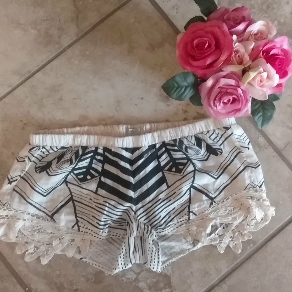 🌊Oracle Fox for Billabong shorts💗